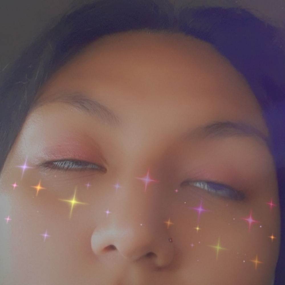 Meet your Posher, Nydia